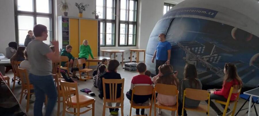 O škole Basic: Každá škola je dnes jiná –&nbsp;vybírejte podle vize, ne podle vzdálenosti