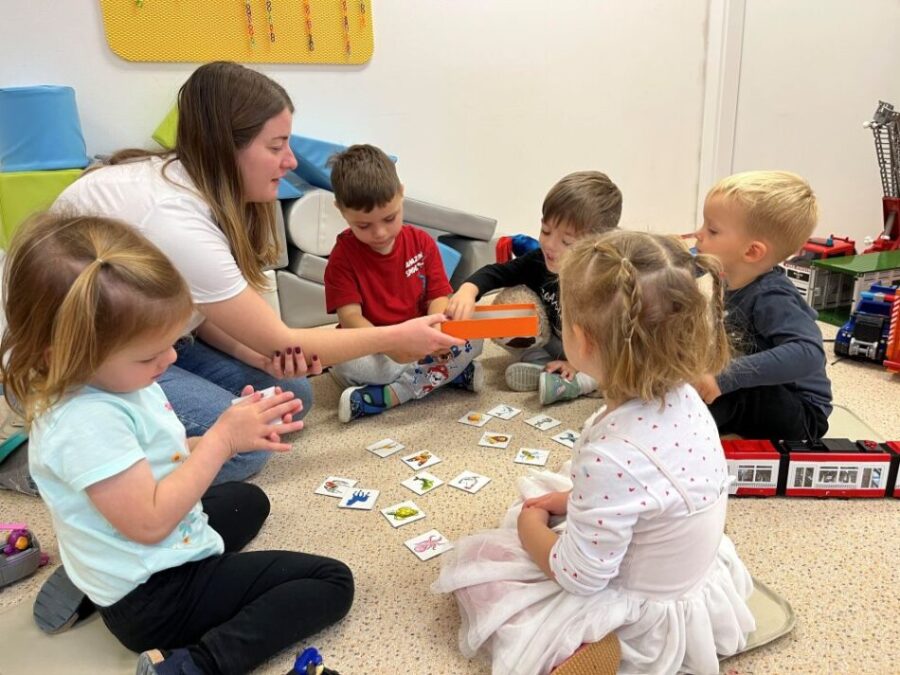 O škole Basic: Hledáte školu, která vám usnadní život, ne zkomplikuje?